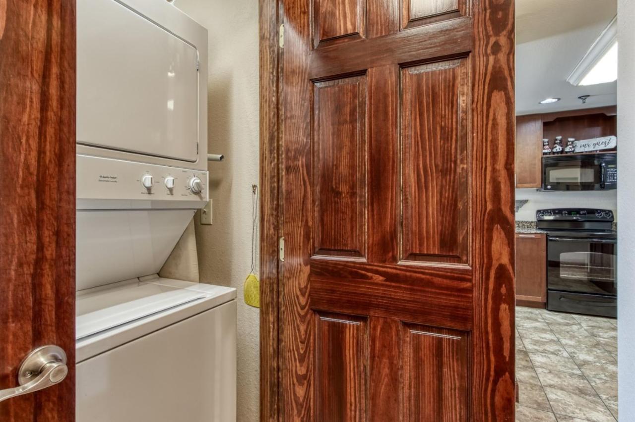 Gorgeous 2Bd 2Bth Condo With Mountain Views Pool Hot Tub Game Room Close To Parkway Pigeon Forge Extérieur photo